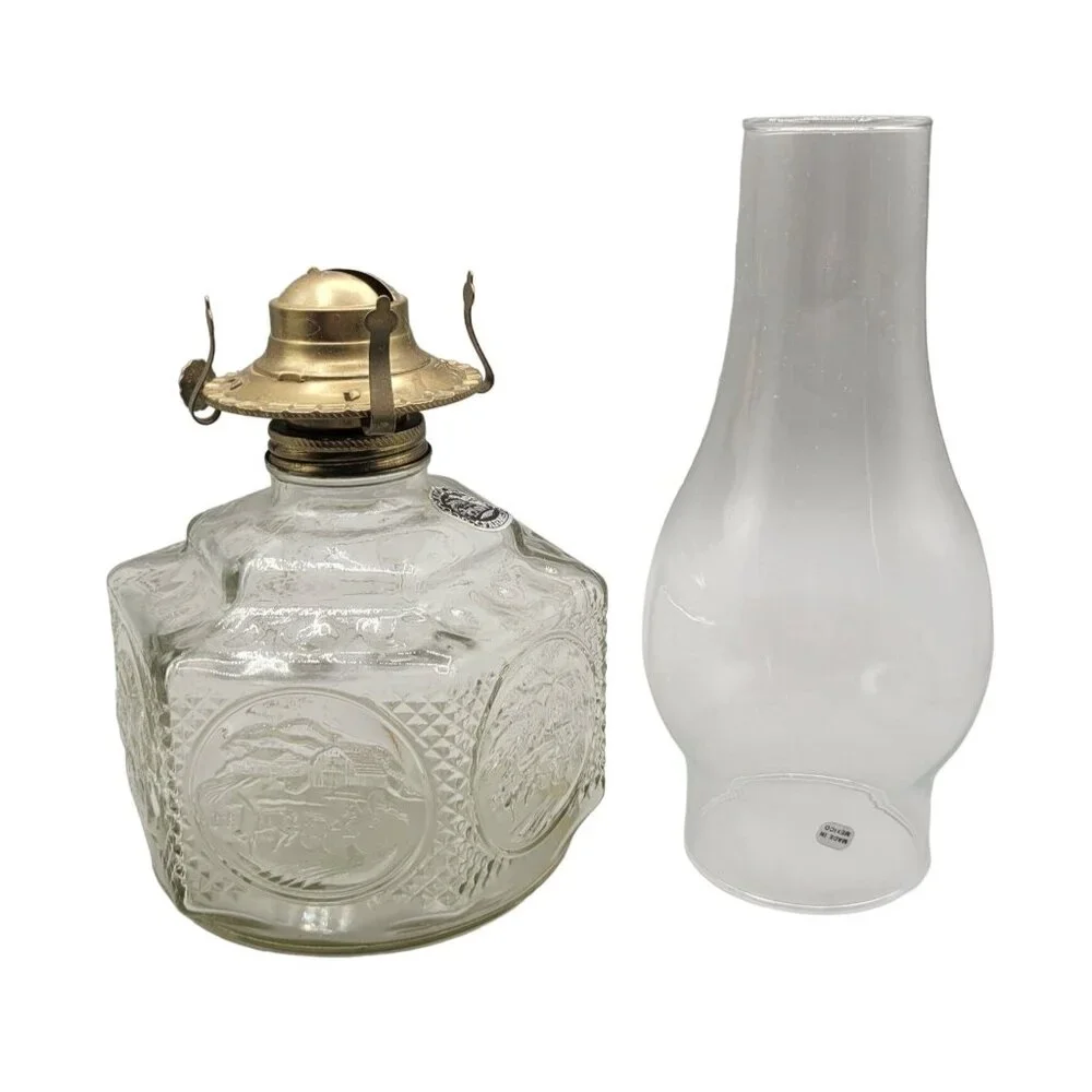 Lamplight Farms Oil Lamp Clear Glass Horse Drawn Carriage Brass Fittings No Wick